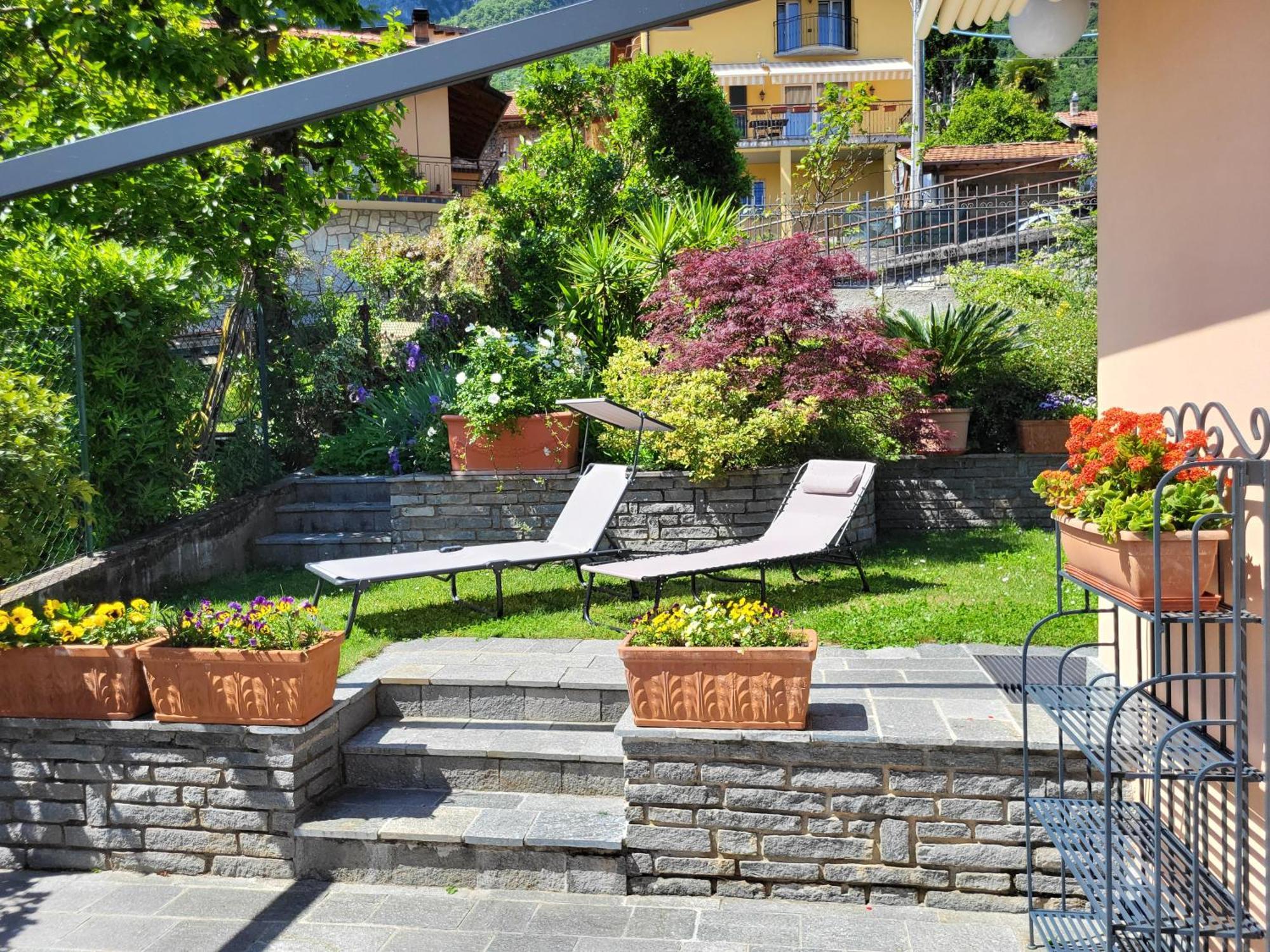 Casa Intignano - Appartamento Con Terrazzo Vista Lago 特雷梅佐 外观 照片