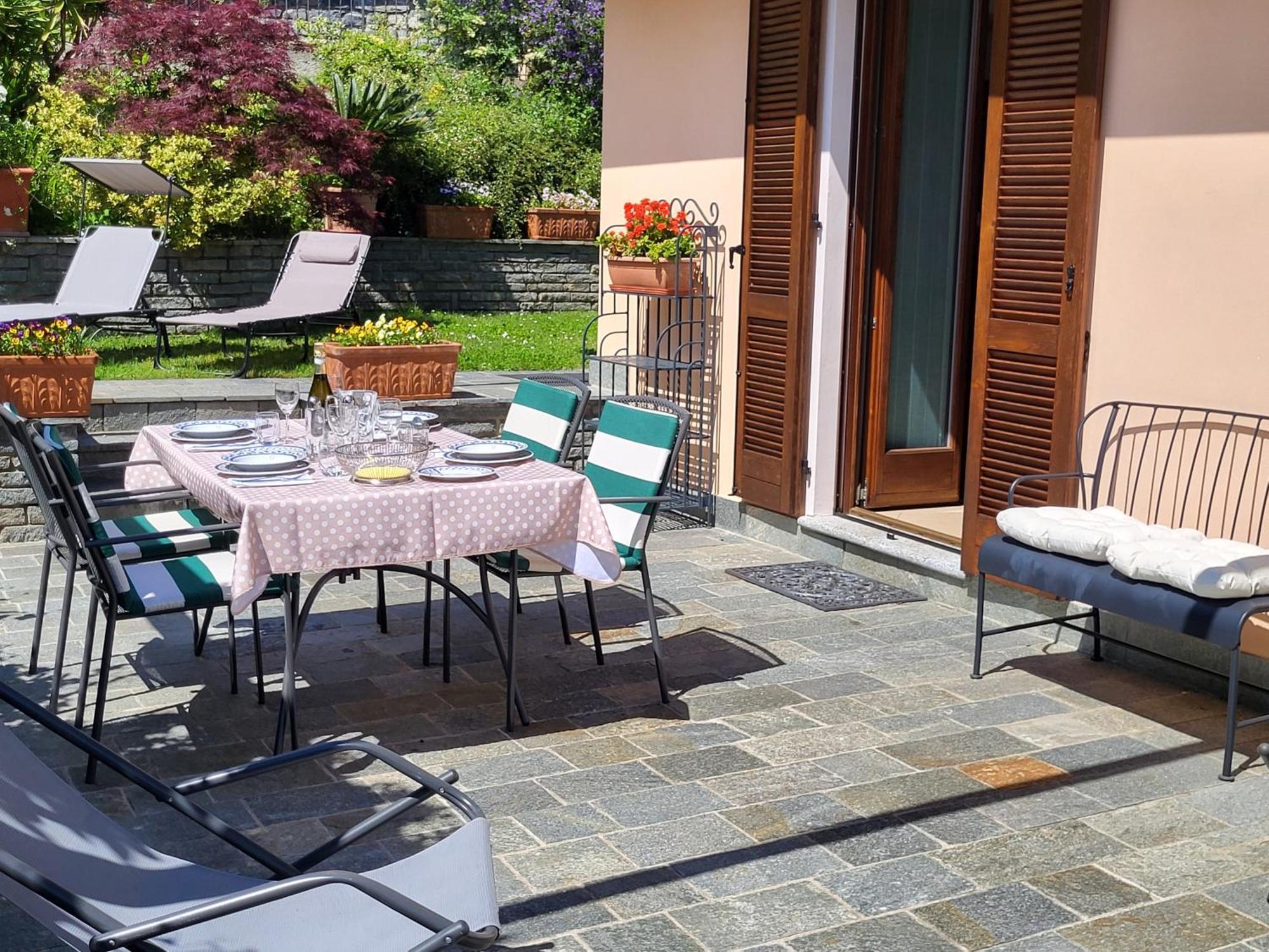 Casa Intignano - Appartamento Con Terrazzo Vista Lago 特雷梅佐 外观 照片
