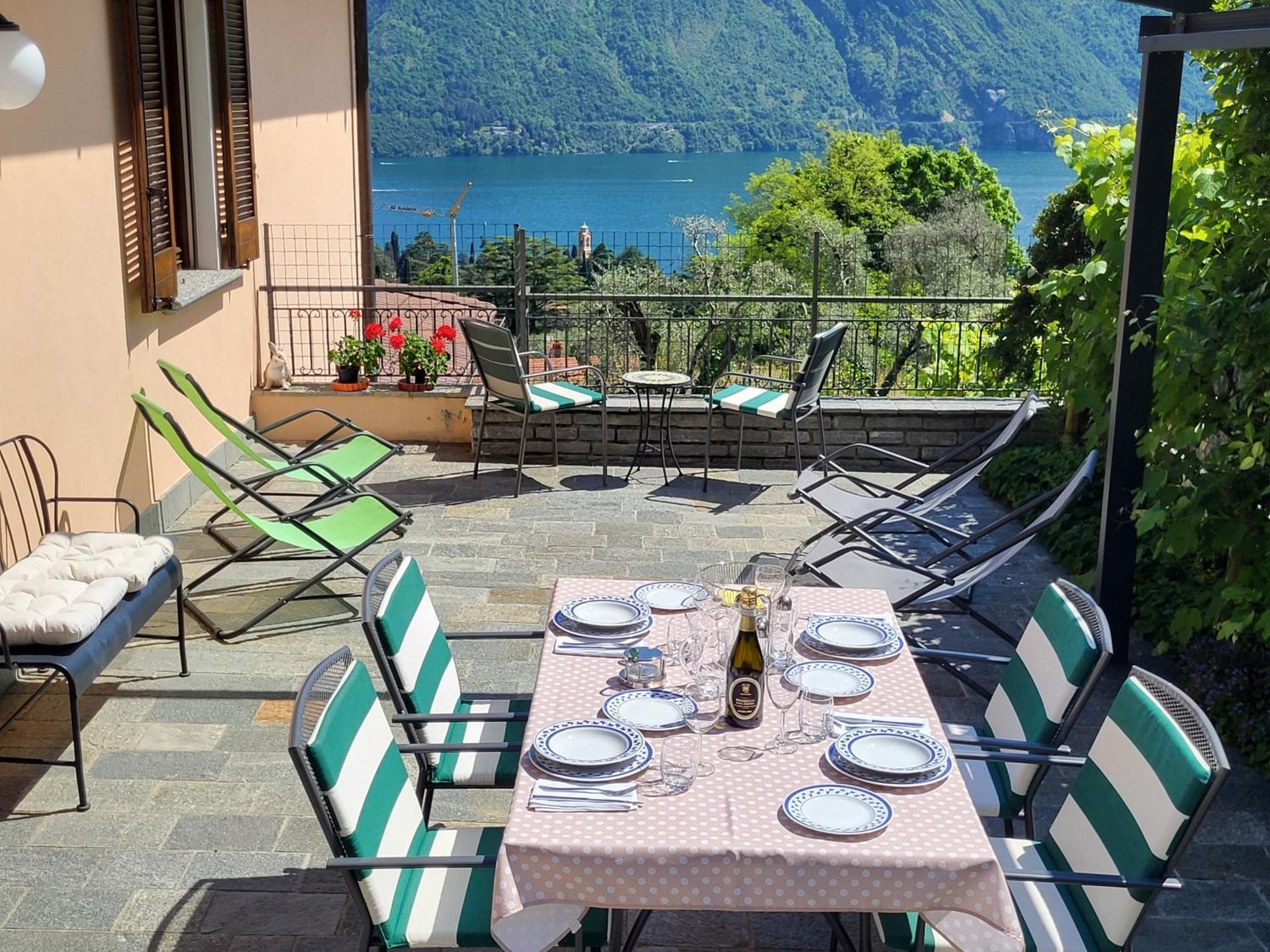 Casa Intignano - Appartamento Con Terrazzo Vista Lago 特雷梅佐 外观 照片