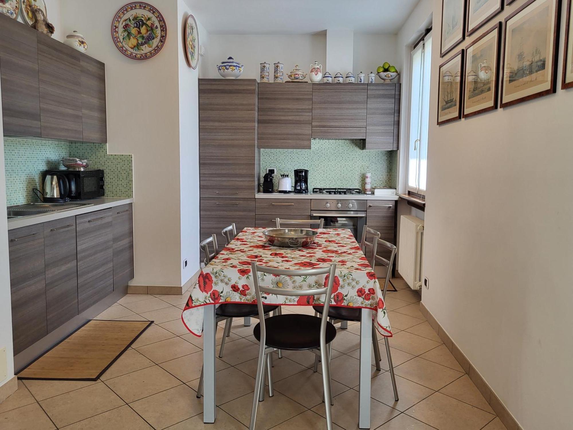 Casa Intignano - Appartamento Con Terrazzo Vista Lago 特雷梅佐 外观 照片